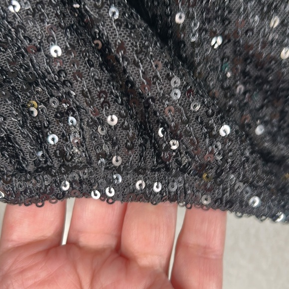 Urban Social Black Sequin Special Occasion Cocktail Long Sleeve Top Size XS - Picture 2 of 6